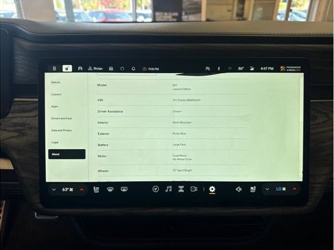 Used 2022 Rivian R1T Launch Edition image 12