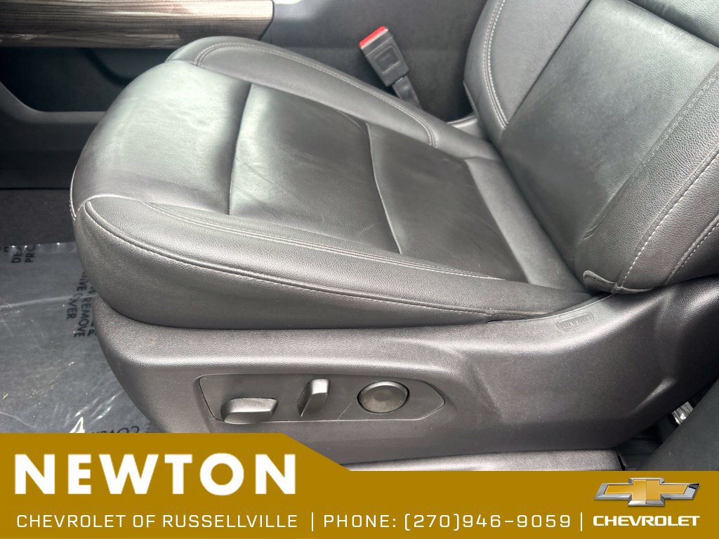 Used 2025 Chevrolet Silverado 2500 LT w/ Safety Package AWD/4WD image 6