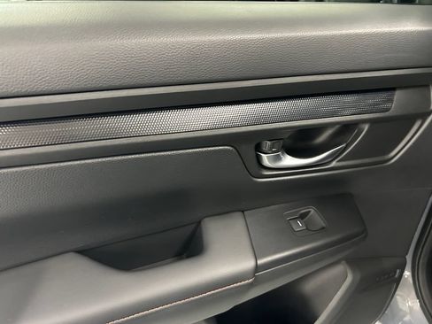 Used 2024 Honda CR-V Sport image 16