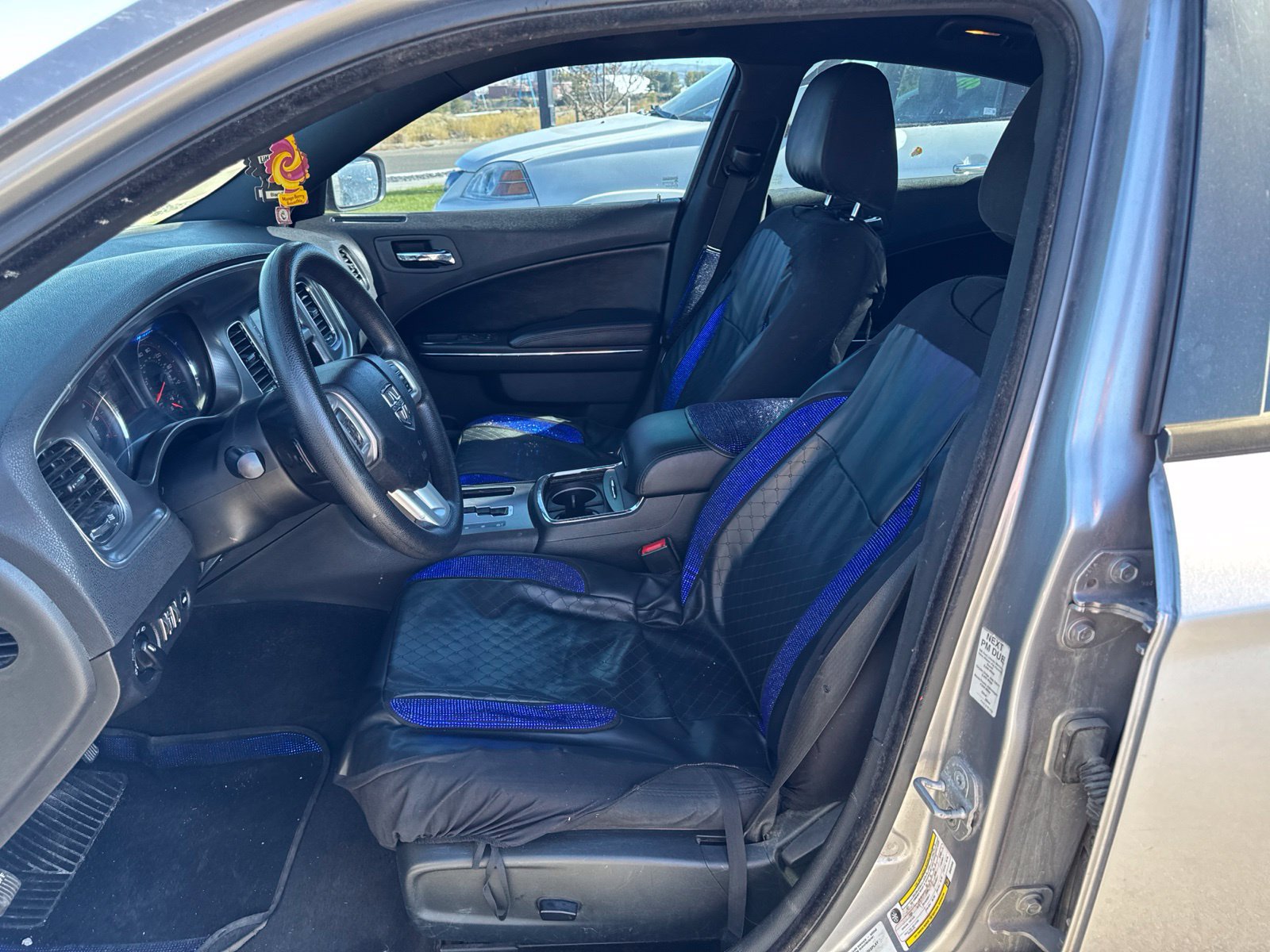 Used 2013 Dodge Charger SE RWD image 7