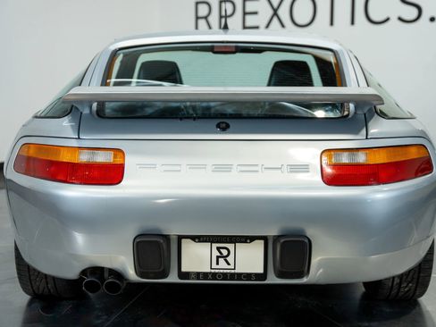 Used 1991 Porsche 928 S4 image 28
