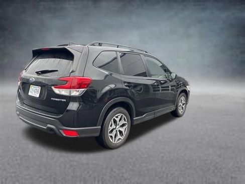 Used 2024 Subaru Forester Premium AWD/4WD image 4