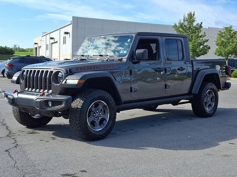 Used 2023 Jeep Gladiator Rubicon w/ Cold Weather Group AWD/4WD image 6
