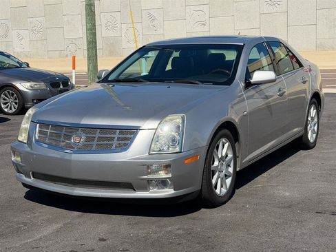Used 2007 Cadillac STS w/ Preferred Equipment Group RWD image 2