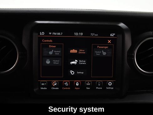 Used 2023 Jeep Wrangler Unlimited Sahara w/ Cold Weather Group AWD/4WD image 19