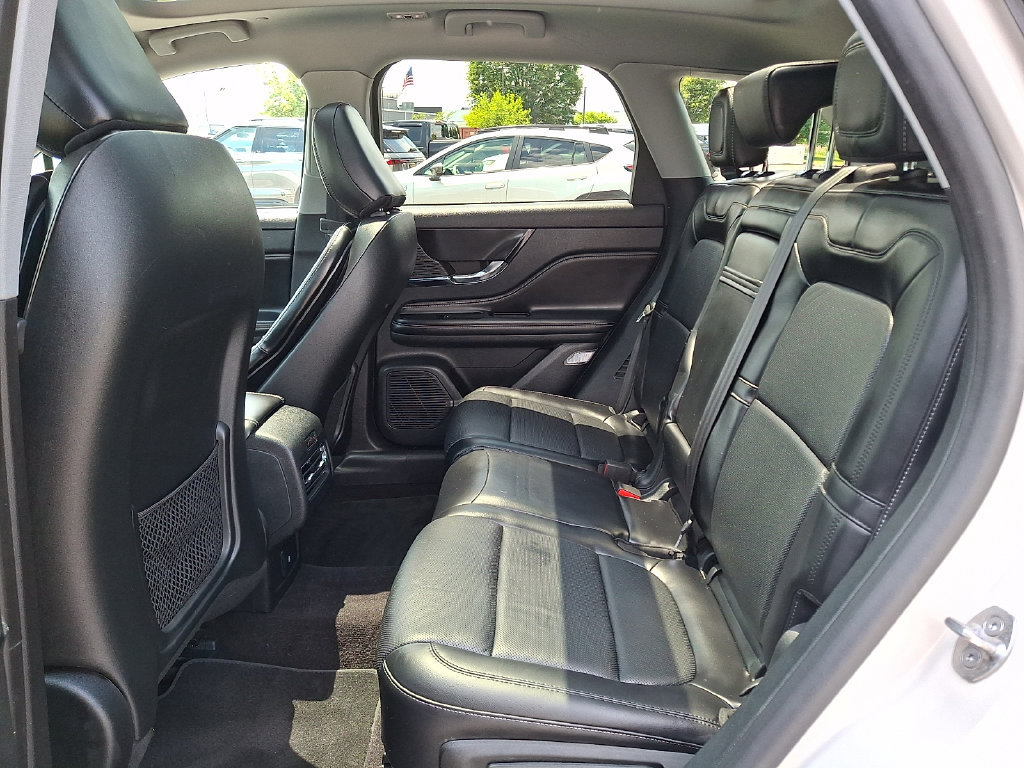 Certified 2021 Lincoln Corsair AWD w/ Premium Package image 13