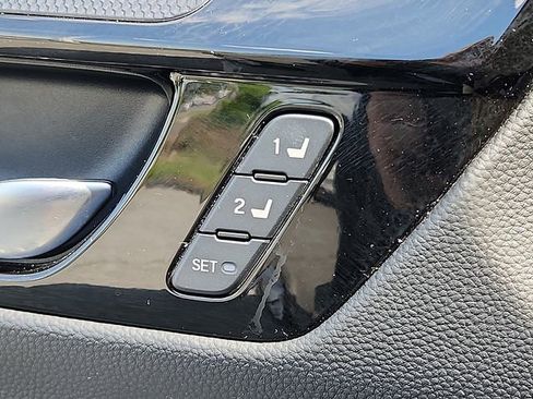 Used 2024 Honda CR-V EX-L image 26