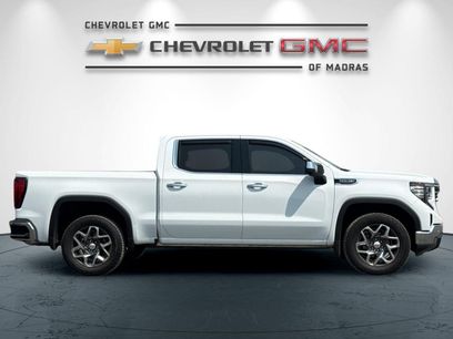 Used 2024 GMC Sierra 1500 SLT w/ SLT Premium Plus Package