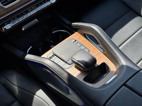 Used 2025 Mercedes-Benz GLE 350 4MATIC image 40