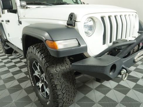 Used 2018 Jeep Wrangler Unlimited Sport S image 10