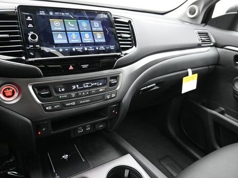 New 2026 Honda Ridgeline RTL image 30