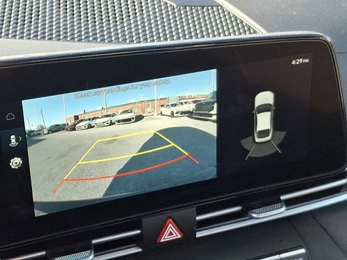 Certified 2023 Hyundai Elantra Limited image 19