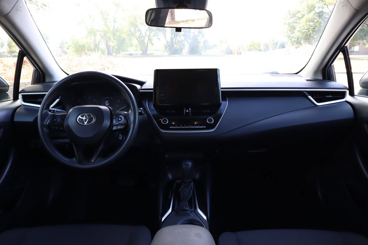 Used 2023 Toyota Corolla LE FWD image 16