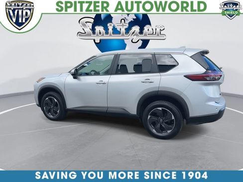 Used 2024 Nissan Rogue SV AWD/4WD image 7