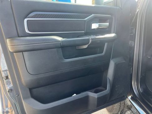 Used 2025 RAM 2500 Big Horn AWD/4WD image 16