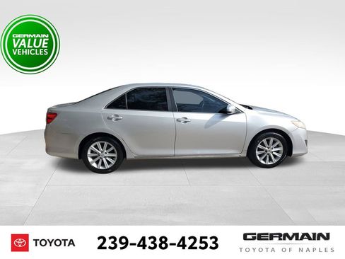 Used 2013 Toyota Camry XLE image 5