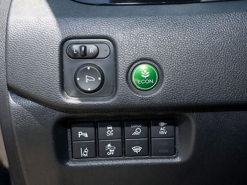 Certified 2023 Honda Ridgeline Black Edition image 31