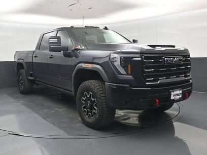 Used 2026 GMC Sierra 2500 AT4X w/ LPO, Black Badging Package