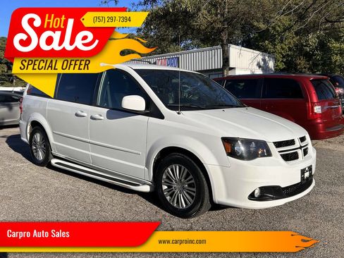 Used 2016 Dodge Grand Caravan R/T image 1