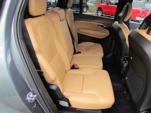 Used 2017 Volvo XC90 T6 Inscription w/ Vision Package image 17