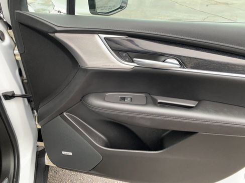 Used 2021 Cadillac XT5 Premium Luxury image 34