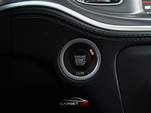 Used 2020 Dodge Charger Scat Pack image 30