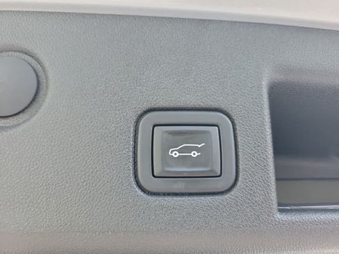 Used 2020 Chevrolet Equinox LT AWD/4WD image 31