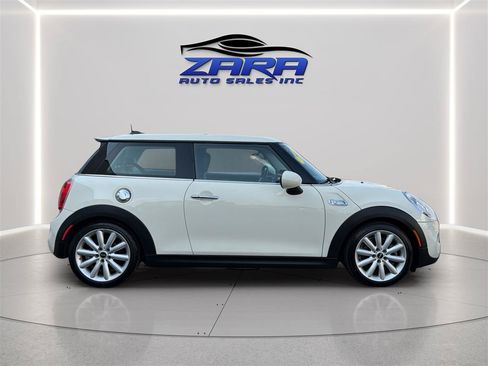 Used 2015 MINI Cooper S FWD image 9