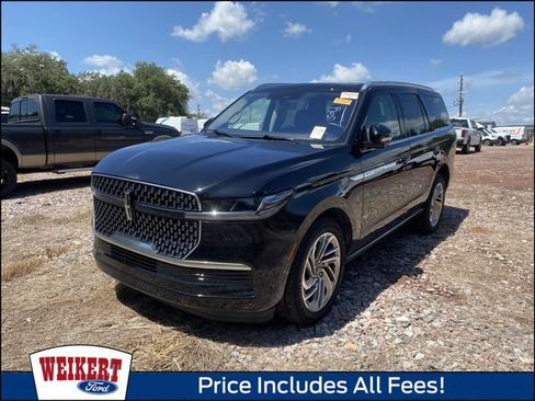 Used 2025 Lincoln Navigator Reserve AWD/4WD image 1
