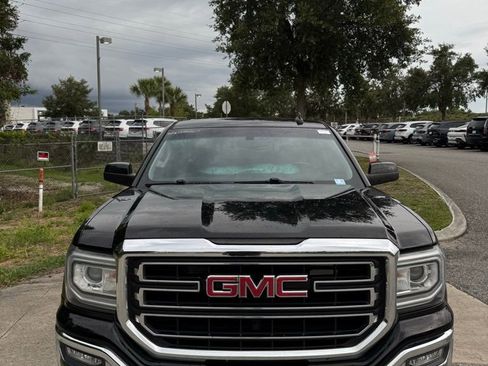 Used 2018 GMC Sierra 1500 SLE w/ SLE Value Package AWD/4WD image 3