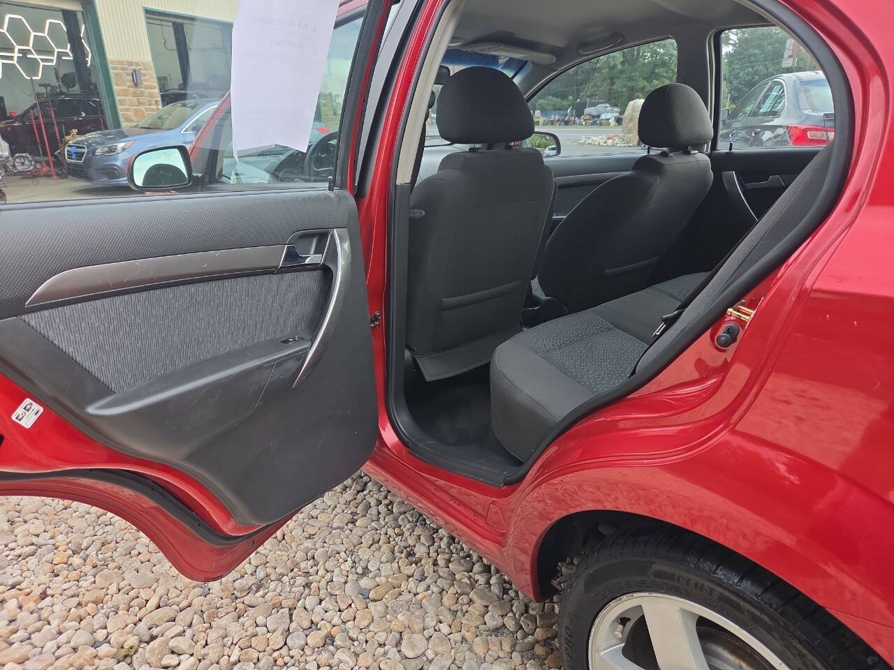 Used 2007 Chevrolet Aveo LT FWD image 18