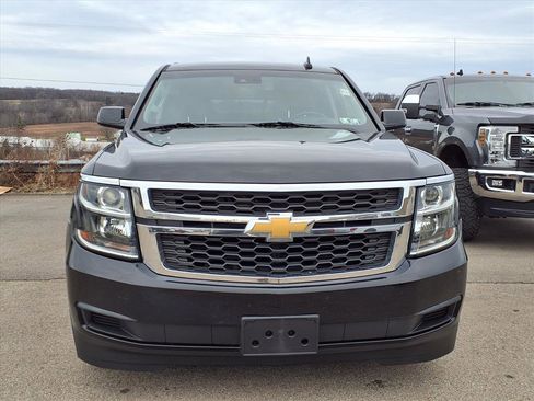Used 2020 Chevrolet Suburban LT image 3