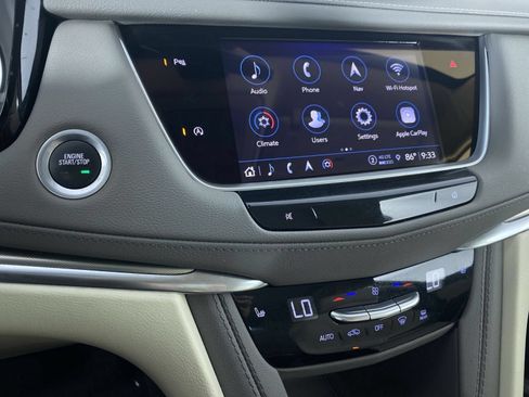Certified 2024 Cadillac XT5 Premium Luxury w/ LPO, Floor Liner Package AWD/4WD image 5