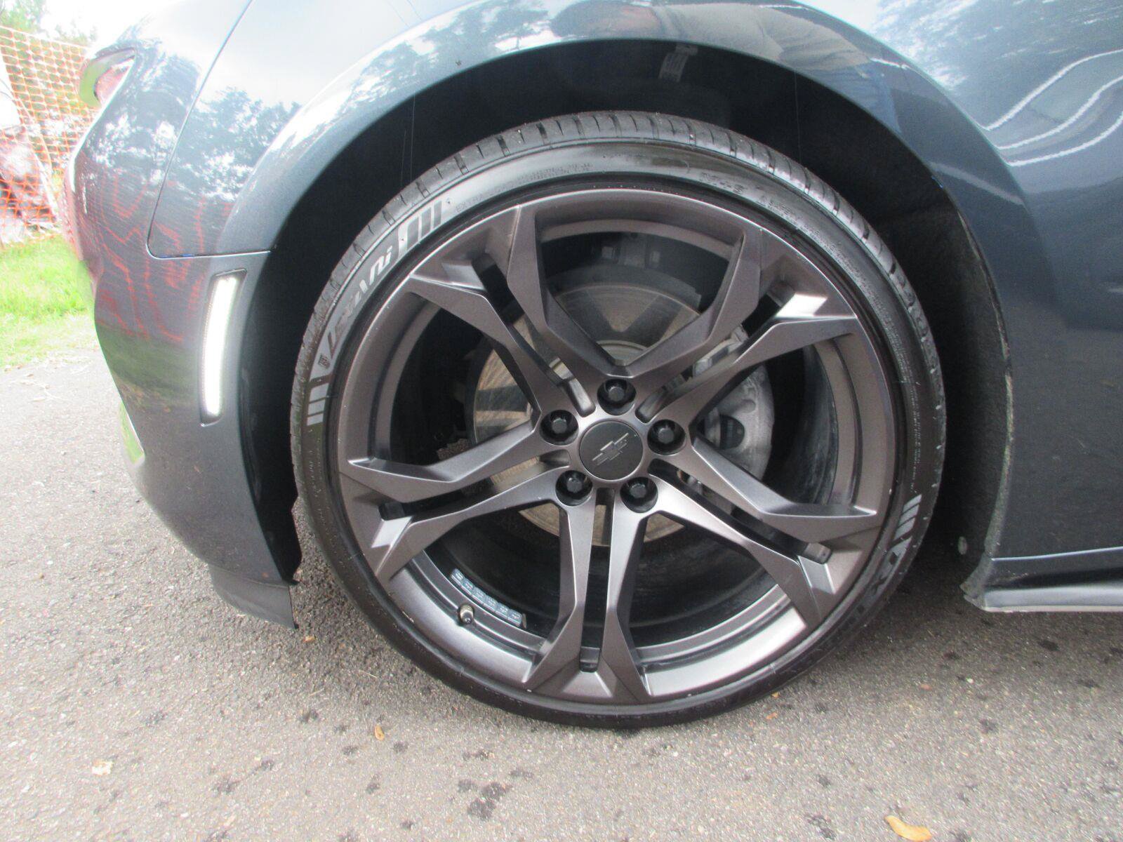 Used 2023 Chevrolet Camaro LS RWD image 13