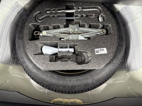 Used 2023 Honda Civic LX image 32