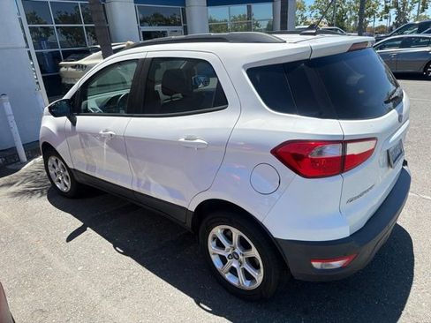 Used 2018 Ford EcoSport SE FWD image 2