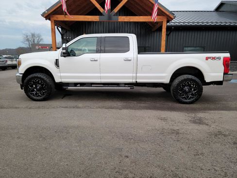 Used 2018 Ford F250 Lariat w/ Lariat Ultimate Package image 25
