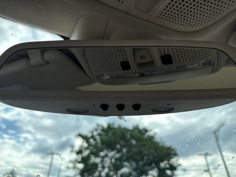Used 2016 Mercedes-Benz C 300 4MATIC Sedan image 35