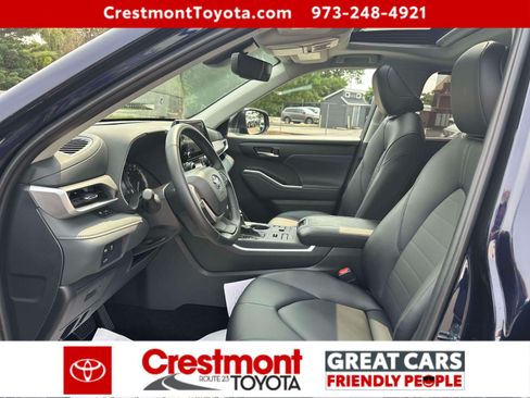 Certified 2026 Toyota Highlander XLE AWD/4WD image 16