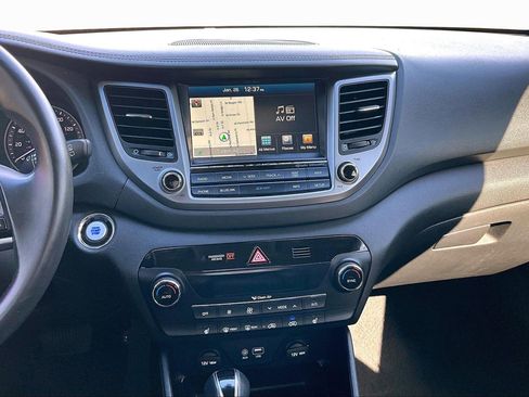 Used 2016 Hyundai Tucson Limited image 5