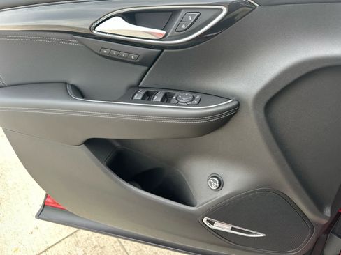 New 2025 Buick Envision Preferred image 17