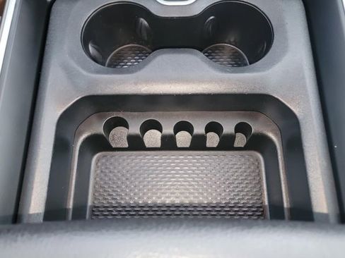 Used 2020 RAM 1500 Big Horn image 28