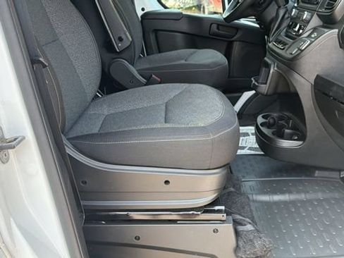 Used 2025 RAM ProMaster 2500 w/ U-Haul Equipment Group FWD image 15