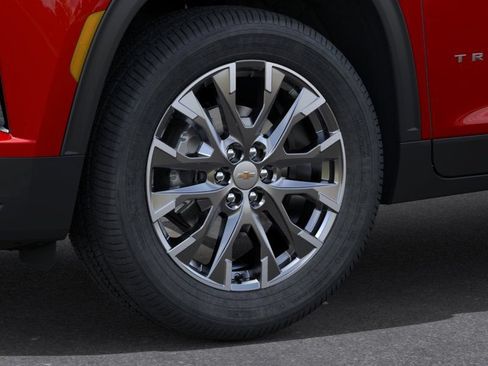 New 2026 Chevrolet Traverse LT w/ Sun and Wheel Package FWD image 12