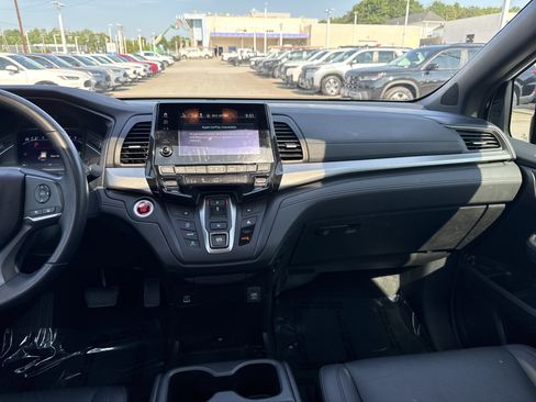 Certified 2024 Honda Odyssey Sport image 30