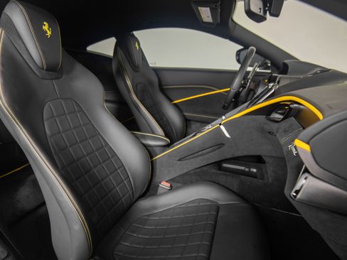 Certified 2024 Ferrari Roma image 42