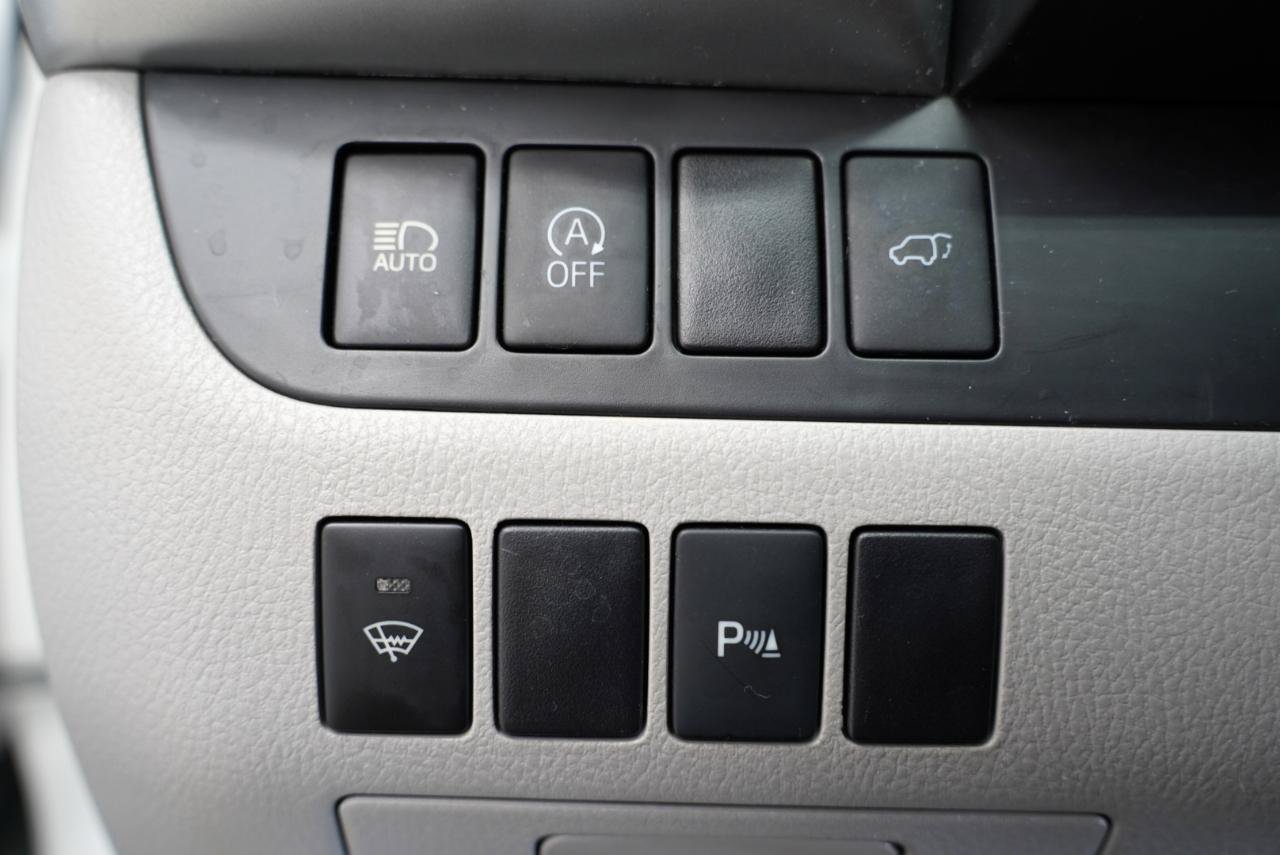 Used 2017 Toyota Highlander Limited FWD image 23