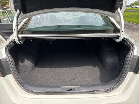 Used 2025 Nissan Altima 2.5 SV FWD image 25