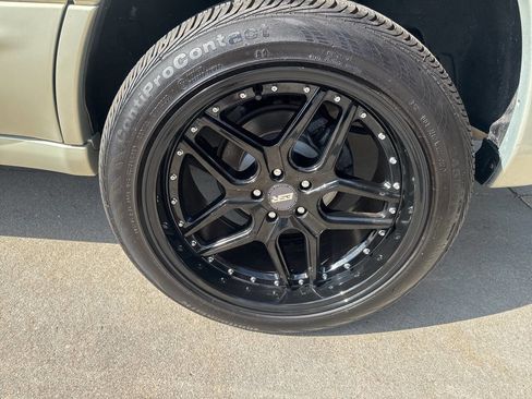 Used 2005 Subaru Forester 2.5XT AWD/4WD image 29