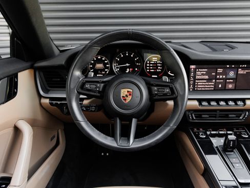 Certified 2020 Porsche 911 Carrera S RWD image 17